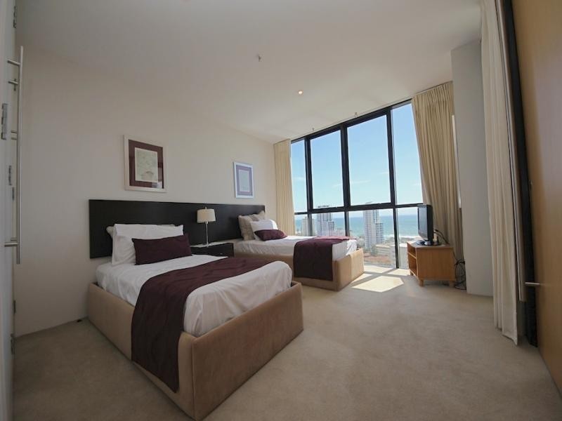 Aria/17 Albert Avenue, Broadbeach QLD 4218