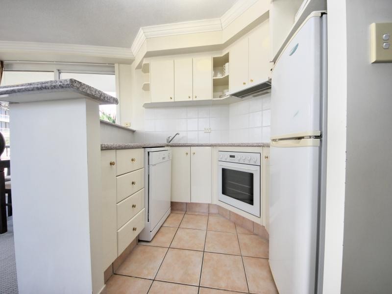 316/9 Beach Parade, Broadbeach QLD 4218