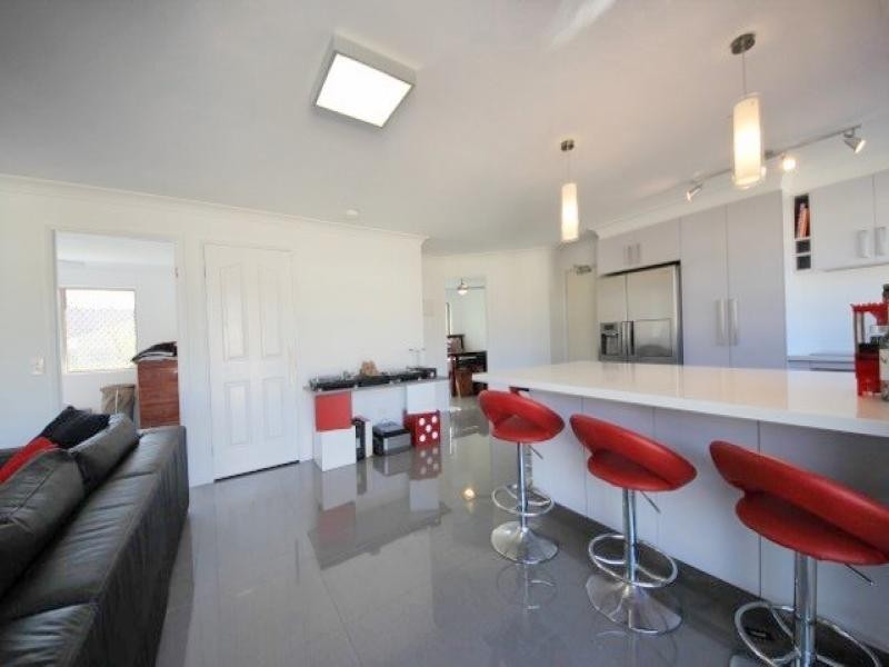 9 Montana Road, Mermaid Beach QLD 4218