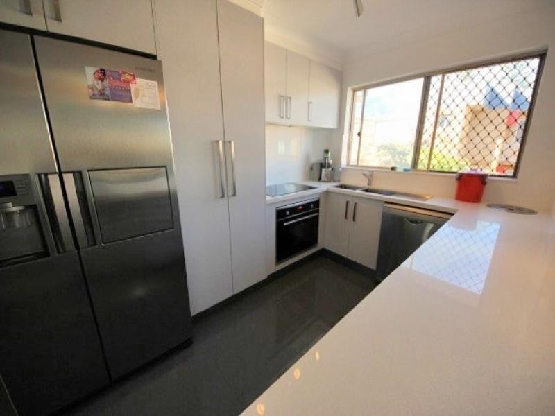 9 Montana Road, Mermaid Beach QLD 4218