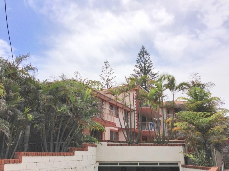 9 Montana Road, Mermaid Beach QLD 4218