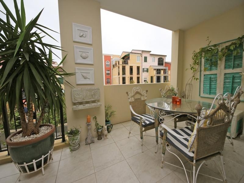 1024/3029 The Boulevard, Carrara QLD 4211