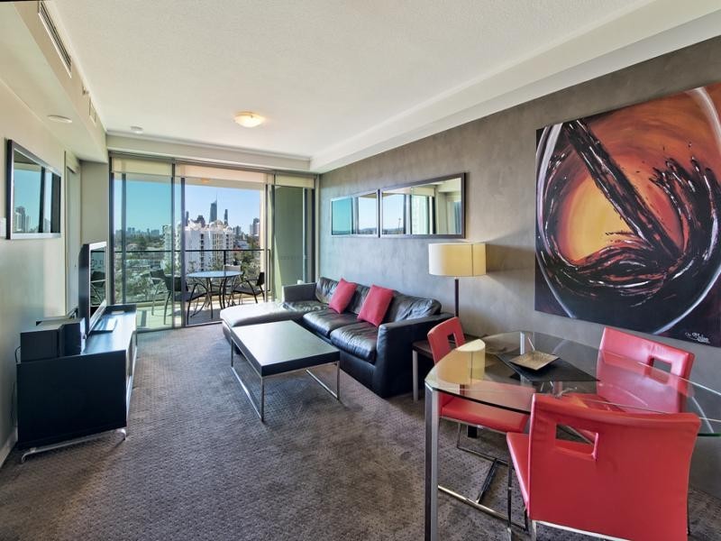 904/2685 GOLD COAST HIGHWAY, Broadbeach QLD 4218