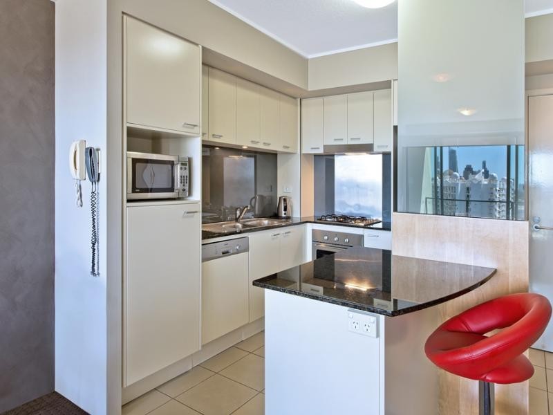 904/2685 GOLD COAST HIGHWAY, Broadbeach QLD 4218