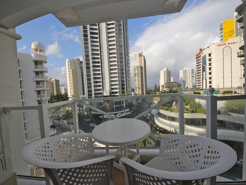 1606/90 Surf Parade, Broadbeach QLD 4218