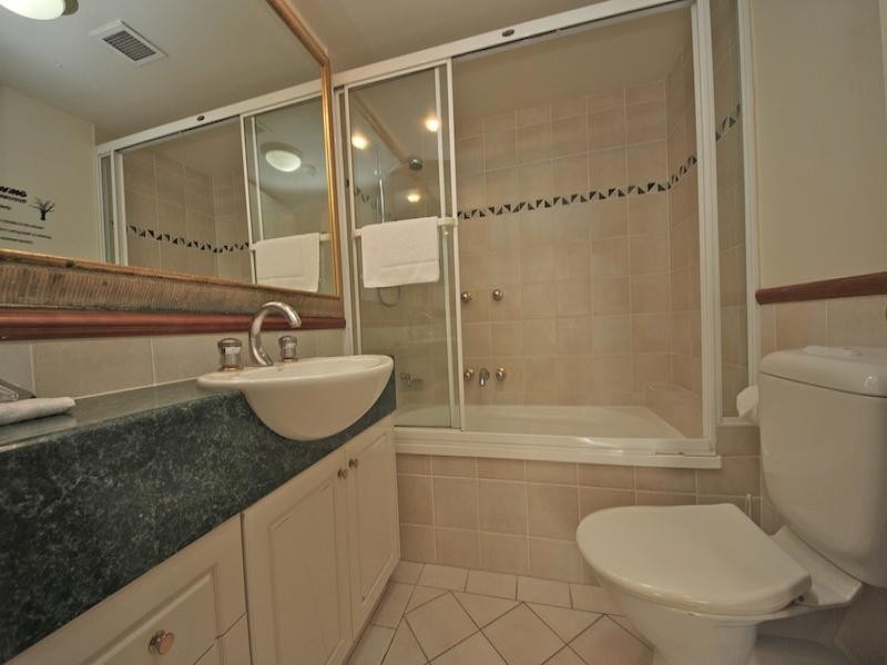 1606/90 Surf Parade, Broadbeach QLD 4218