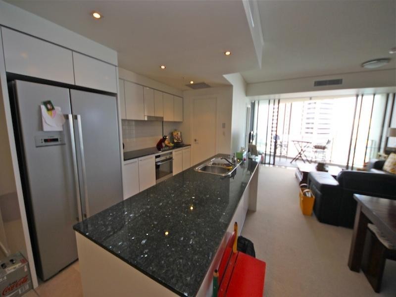 2305 Sierra Grand/25 Surf Parade, Broadbeach QLD 4218