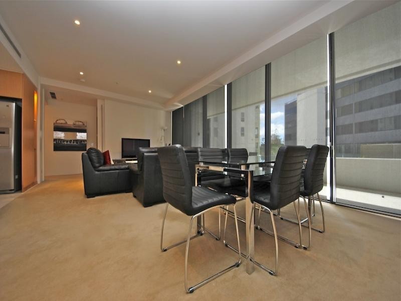 302 Aria/17 Albert Avenue, Broadbeach QLD 4218
