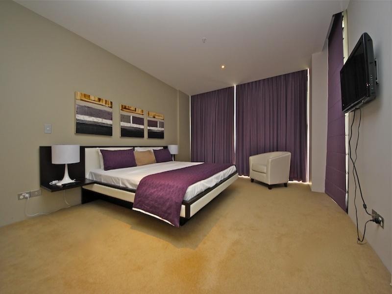 302 Aria/17 Albert Avenue, Broadbeach QLD 4218