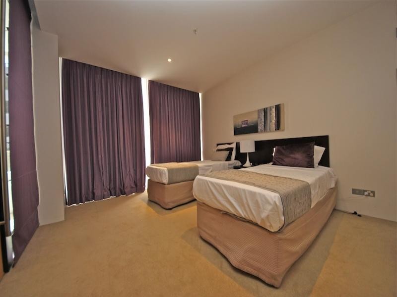 302 Aria/17 Albert Avenue, Broadbeach QLD 4218