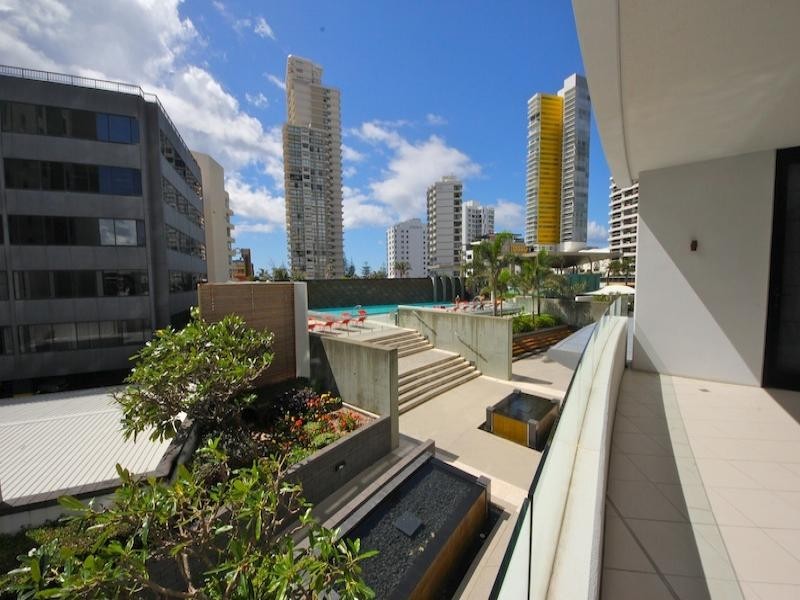 302 Aria/17 Albert Avenue, Broadbeach QLD 4218