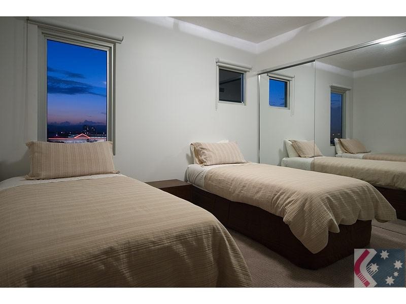 19 Mermaid ave, Mermaid Beach QLD 4218