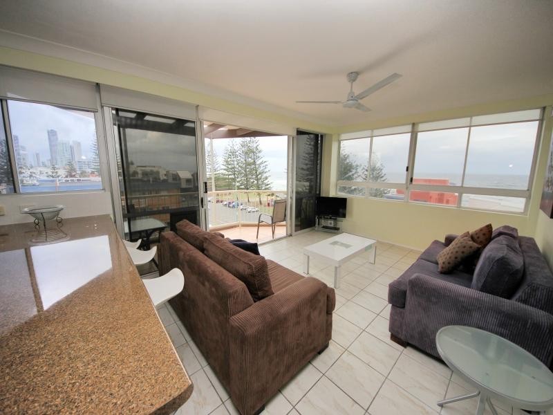 15/158 Hedges Avenue, Mermaid Beach QLD 4218