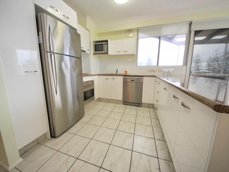 15/158 Hedges Avenue, Mermaid Beach QLD 4218