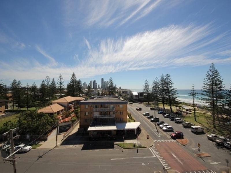 15/158 Hedges Avenue, Mermaid Beach QLD 4218