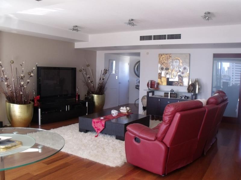 22/19 Mermaid Avenue, Broadbeach QLD 4218