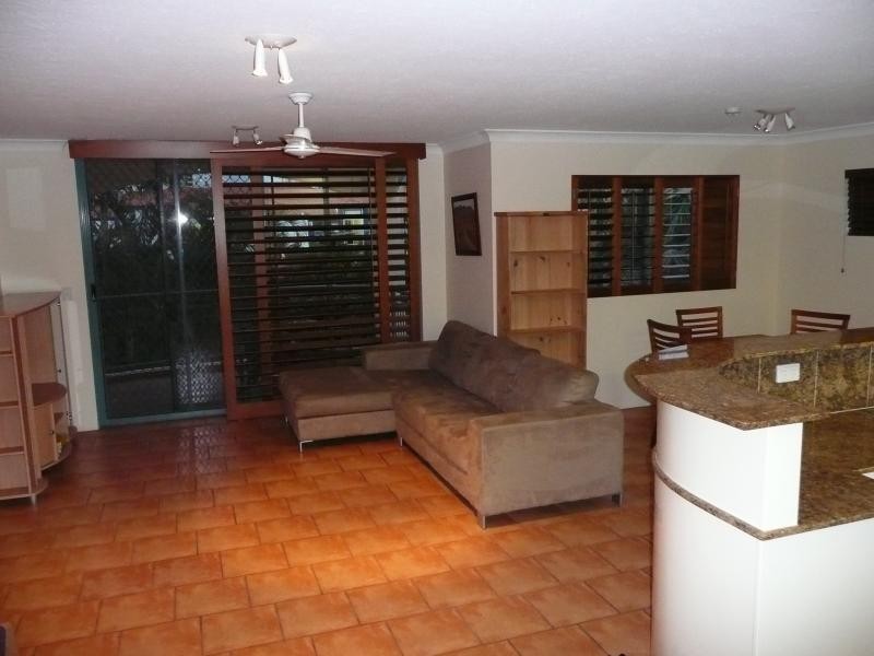 24/12 Monte Carlo Ave, Surfers Paradise QLD 4217