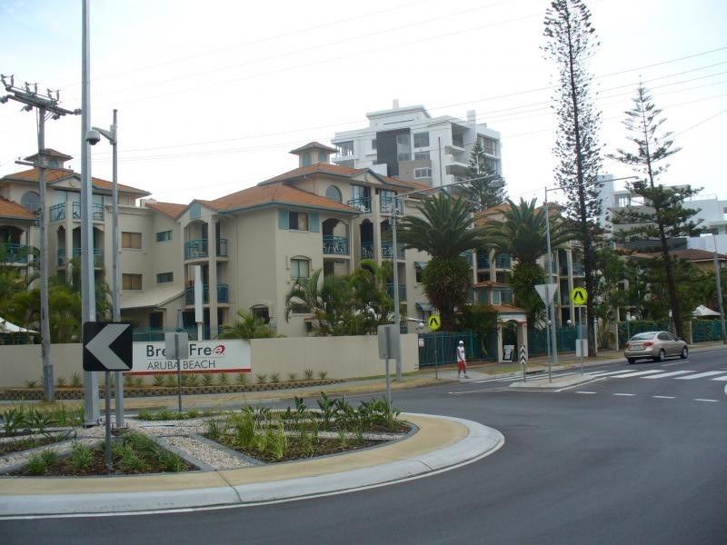 30/112 Surf Parade, Broadbeach QLD 4218