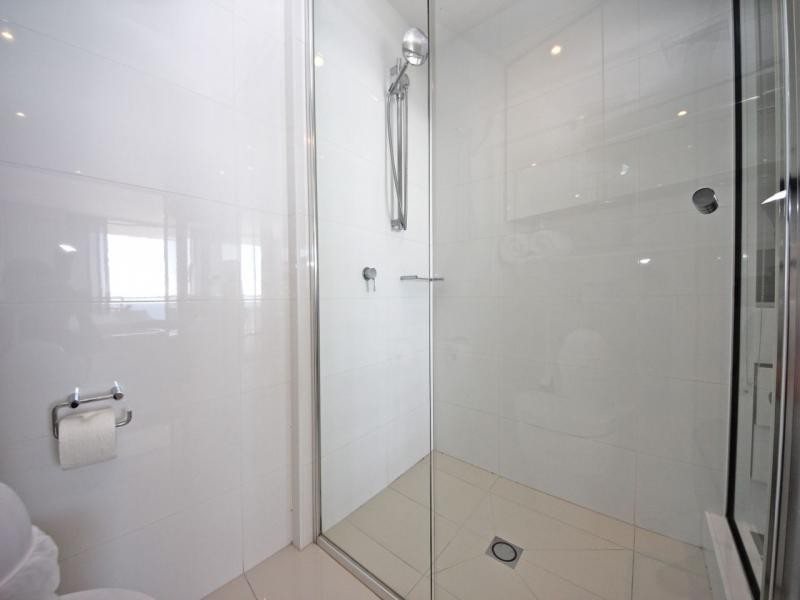 3104/4 Oracle, Charles Avenue, Broadbeach QLD 4218