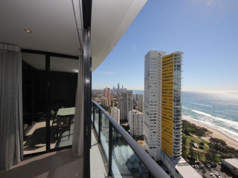 3104/4 Oracle, Charles Avenue, Broadbeach QLD 4218