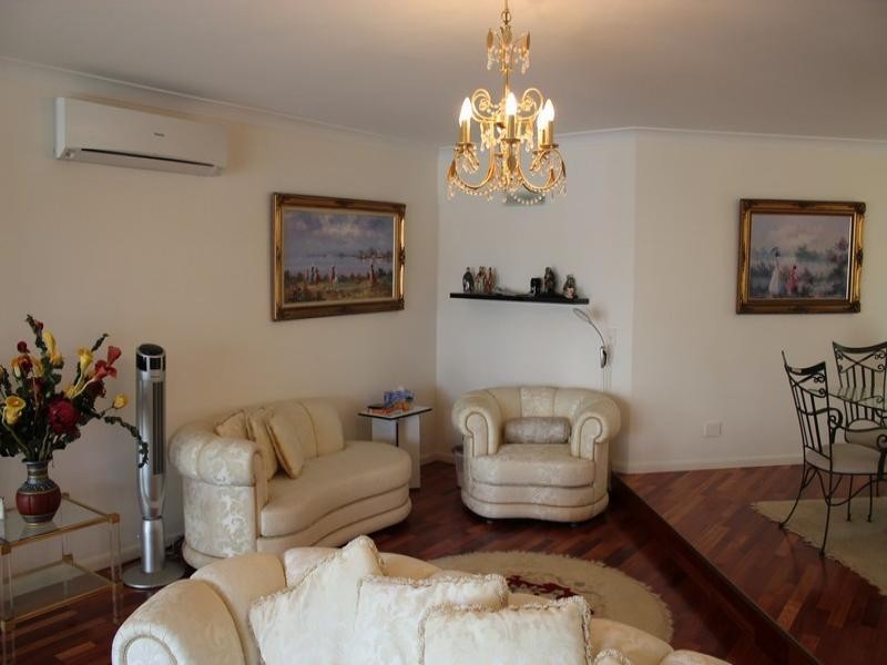 31 Cayman Drive, Clear Island Waters QLD 4226