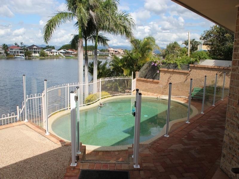 31 Cayman Drive, Clear Island Waters QLD 4226