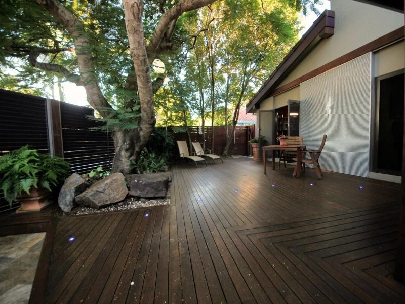 79 Clear Island Road, Broadbeach Waters QLD 4218