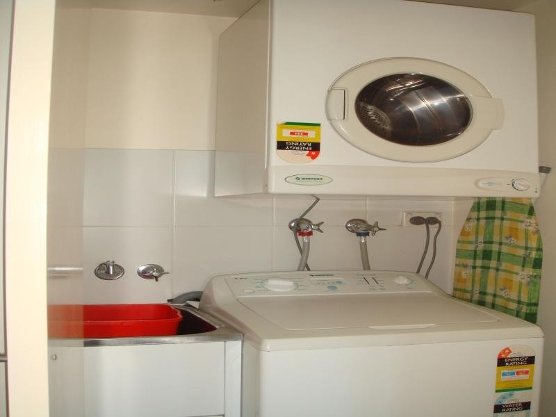 802/2685 Gold Coast Highway, Broadbeach QLD 4218