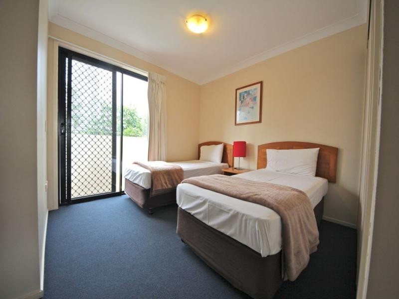 26/9-13 Margaret Ave, Broadbeach QLD 4218