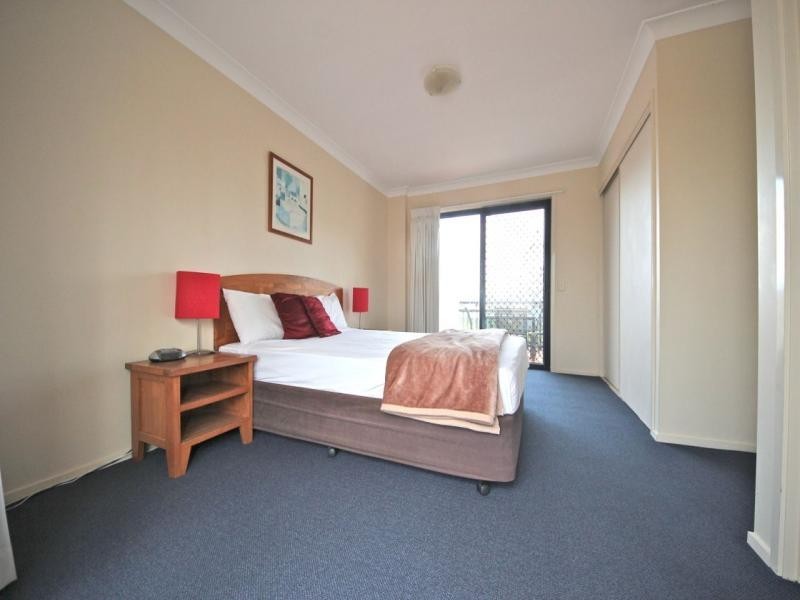 26/9-13 Margaret Ave, Broadbeach QLD 4218