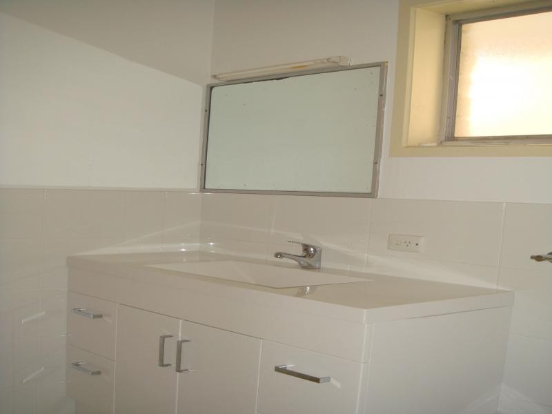 5/143 Surf Parade, Broadbeach QLD 4218