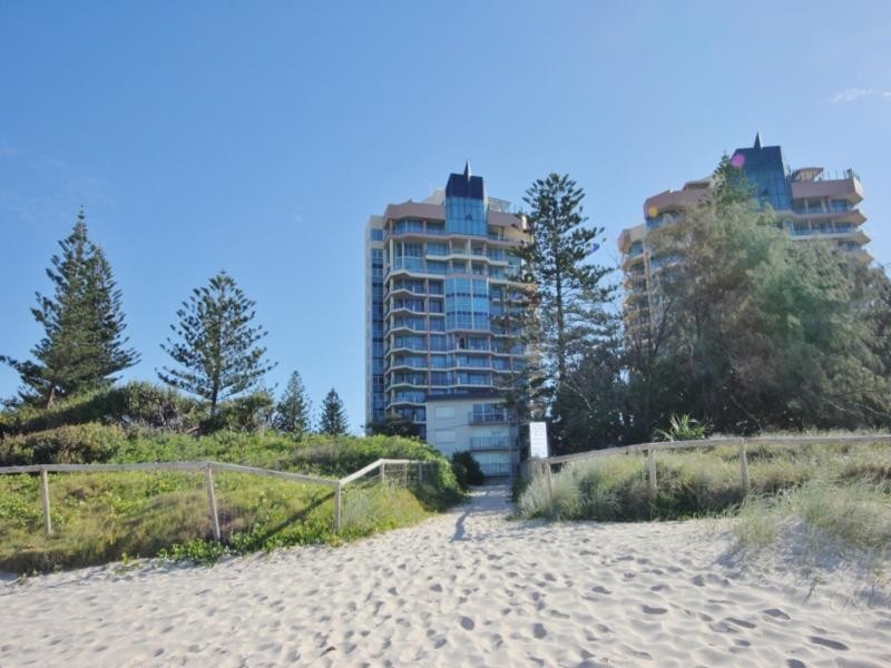 100 Old Burleigh Road, Broadbeach QLD 4218