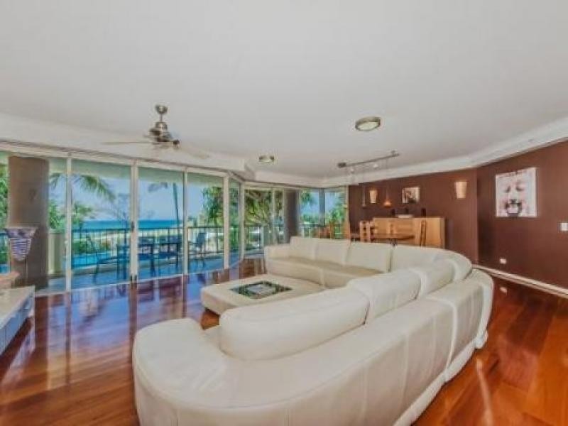 100 Old Burleigh Road, Broadbeach QLD 4218