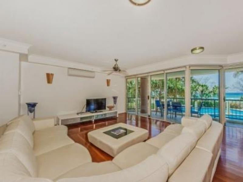 100 Old Burleigh Road, Broadbeach QLD 4218