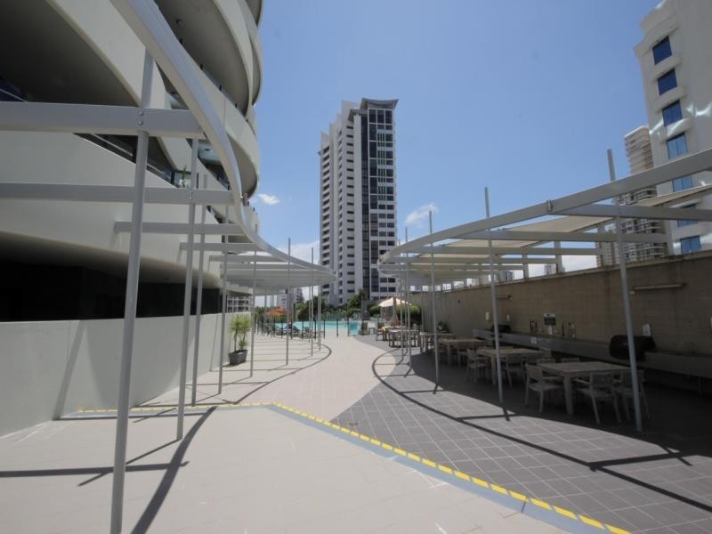 89 Surf Parade, Broadbeach QLD 4218