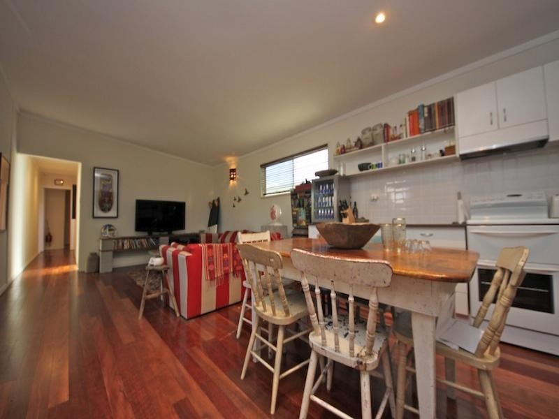 7 Ventura Road, Mermaid Beach QLD 4218