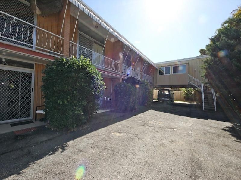 7 Ventura Road, Mermaid Beach QLD 4218