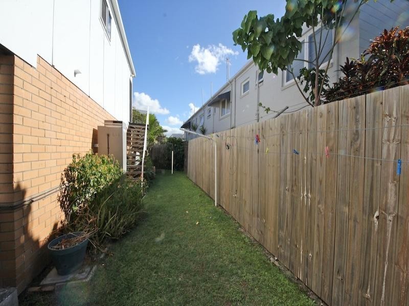 7 Ventura Road, Mermaid Beach QLD 4218