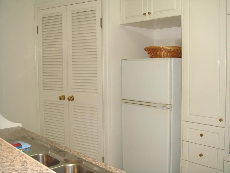 1104/90 Surf Parade, Broadbeach QLD 4218