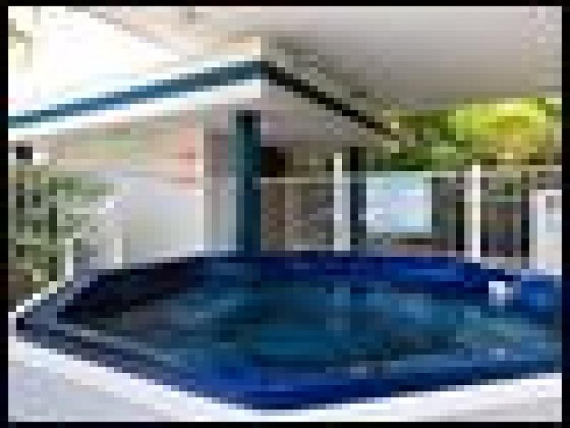 5/13-15 Anne Avenue, Broadbeach QLD 4218