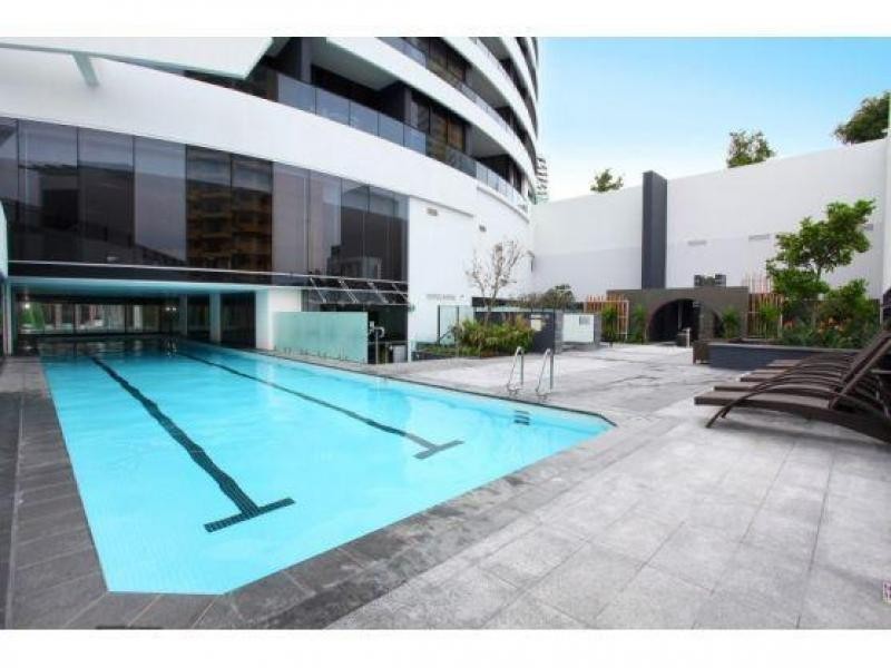 12601/4 Charles ave, Broadbeach QLD 4218