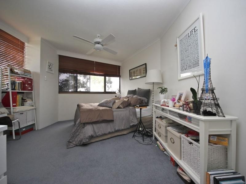 37 Monaco Street, Surfers Paradise QLD 4217