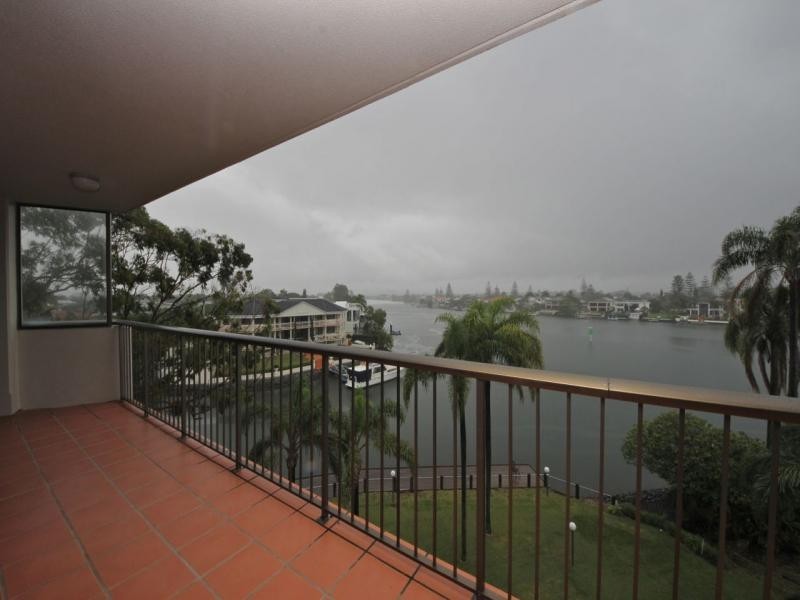 37 Monaco Street, Surfers Paradise QLD 4217