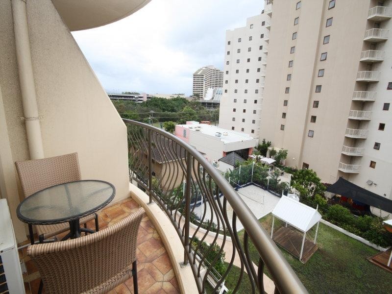 40 Surf Parade, Broadbeach QLD 4218