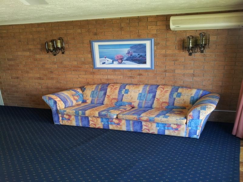 40 Surf Parade, Broadbeach QLD 4218