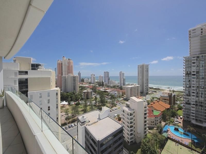 17 Albert Ave, Broadbeach QLD 4218