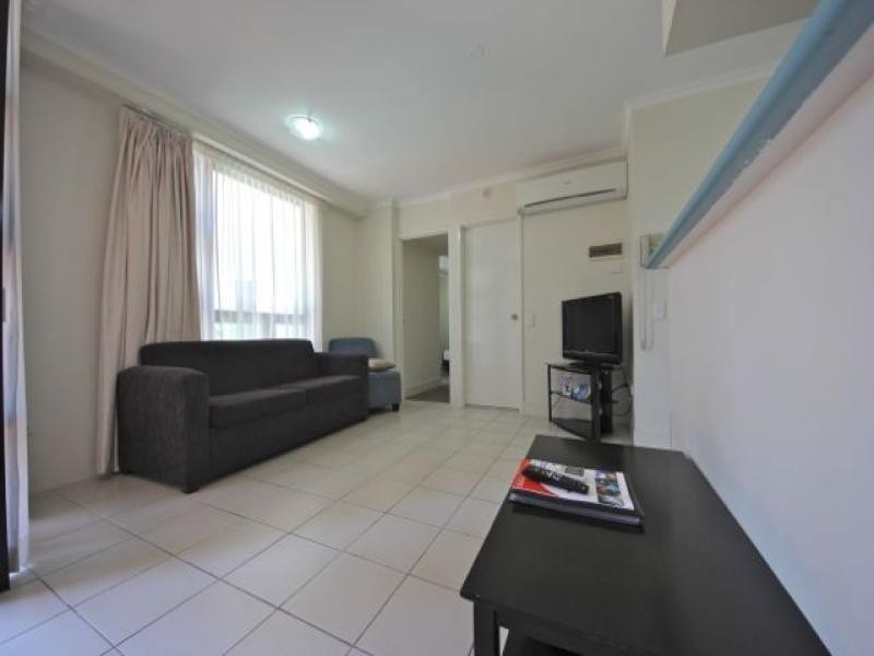 30 Surf Parade, Broadbeach QLD 4218