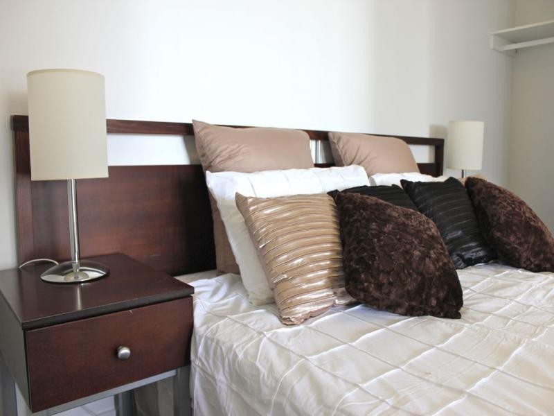 42 Surf Parade, Broadbeach QLD 4218