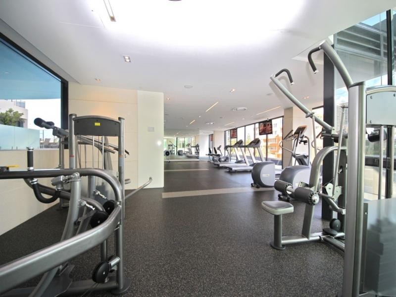 23703/21 Elizabeth Avenue, Broadbeach QLD 4218