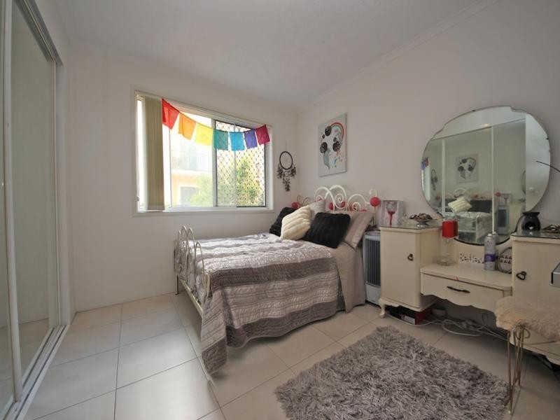 39-41 Sunbrite Ave, Mermaid Beach QLD 4218